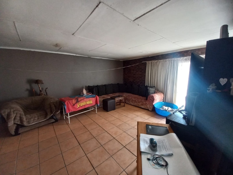 7 Bedroom Property for Sale in Vaal Power A H Free State